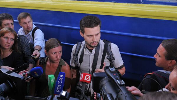 Задержанные на Украине российские журналисты вернулись в Крым Задержанные на Украине российские журналисты вернулись в Крым