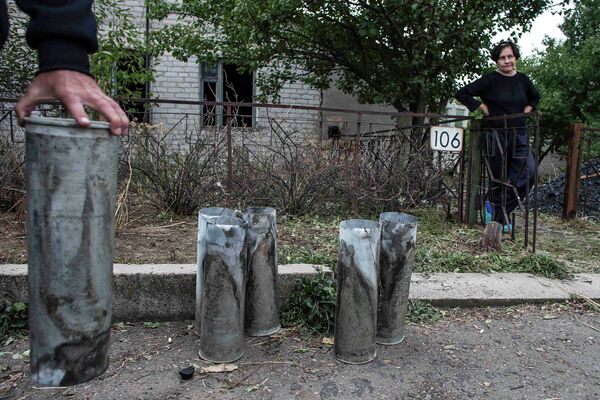 Артиллерийские гильзы, найденные в поселке Нижняя Крынка Артиллерийские гильзы, найденные в поселке Нижняя Крынка