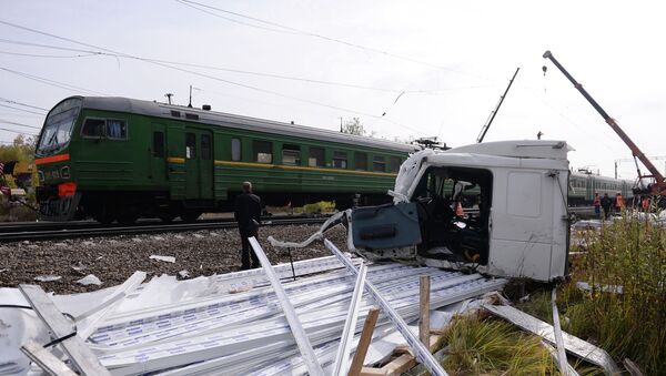 ДТП на железнодорожном переезде в Подмосковье ДТП на железнодорожном переезде в Подмосковье