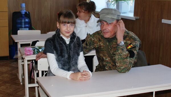 Начало учебного года в школах Донецка. Архивное фото Начало учебного года в школах Донецка. Архивное фото