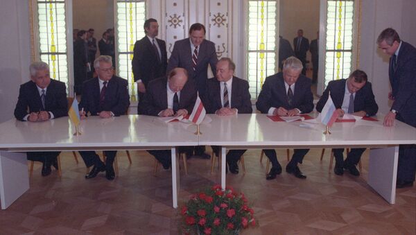 Подписание Соглашения о создании СНГ Подписание Соглашения о создании СНГ
