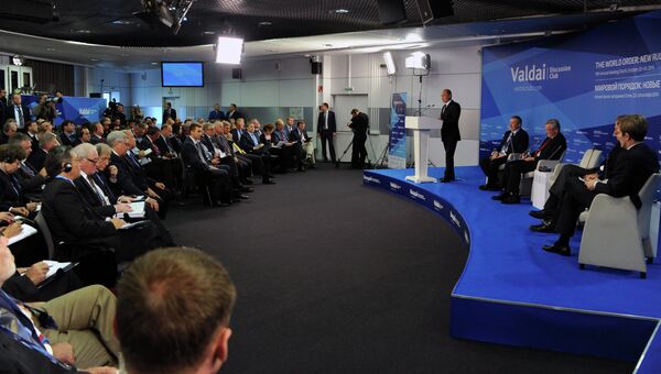 В.Путин принял участие в итоговой пленарной сессии XI заседания Международного дискуссионного клуба Валдай В.Путин принял участие в итоговой пленарной сессии XI заседания Международного дискуссионного клуба Валдай