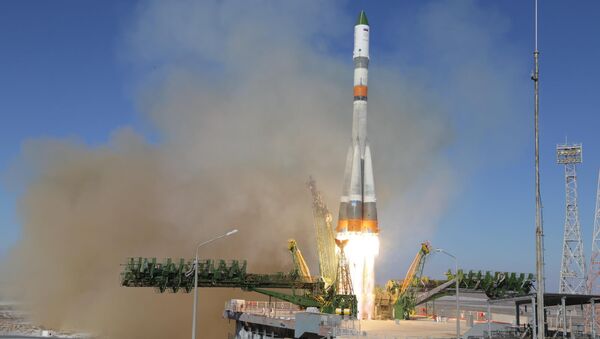 Пуск ракеты-носителя Союз 2.1. Архивное фото Пуск ракеты-носителя Союз 2.1. Архивное фото