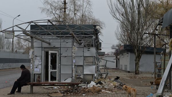 Последствия артиллерийского обстрела Донецка Последствия артиллерийского обстрела Донецка