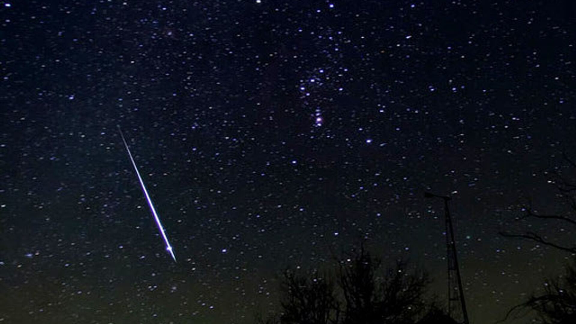Пик метеорного потока Геминиды можно наблюдать в ночь на 14 декабря