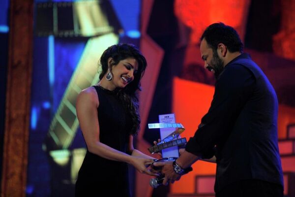 Церемония вручения Zee Cine Awards Церемония вручения Zee Cine Awards