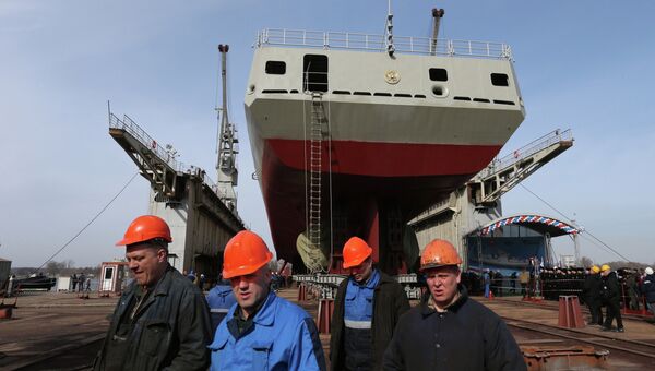 Фрегат Адмирал Григорович на верфях судостроительного завода Янтарь. Архивное фото Фрегат Адмирал Григорович на верфях судостроительного завода Янтарь. Архивное фото