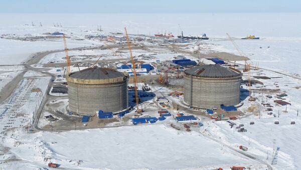 Строительство завода по производству сжиженного природного газа на Ямале. Архивное фото Строительство завода по производству сжиженного природного газа на Ямале. Архивное фото