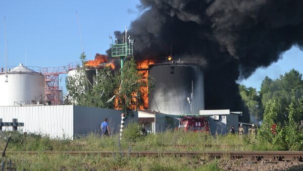 Пожар на нефтебазе в Киевской области. Архивное фото Пожар на нефтебазе в Киевской области. Архивное фото