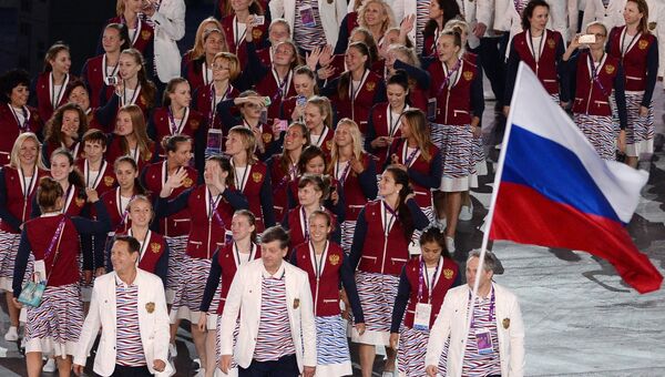 Представители России во время парада атлетов и членов национальных делегаций на церемонии открытия I Европейских игр в Баку Представители России во время парада атлетов и членов национальных делегаций на церемонии открытия I Европейских игр в Баку