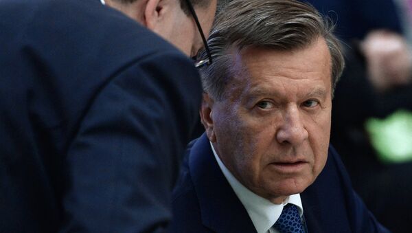 Специальный представитель президента РФ по взаимодействию с Форумом стран-экспортеров газа Виктор Зубков на деловом завтраке Сбербанка в рамках ПМЭФ 2015. Специальный представитель президента РФ по взаимодействию с Форумом стран-экспортеров газа Виктор Зубков на деловом завтраке Сбербанка в рамках ПМЭФ 2015.