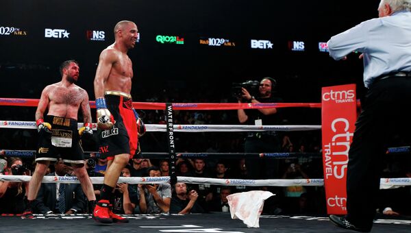 Чемпион мира по версии WBA боксер Уорд победил Пола Смита Чемпион мира по версии WBA боксер Уорд победил Пола Смита