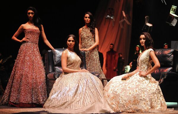 Lakme Fashion Week в Индии Lakme Fashion Week в Индии