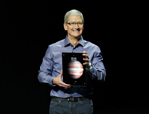 Генеральный директор Apple Тим Кук во время презентации в Сан-Франциско Генеральный директор Apple Тим Кук во время презентации в Сан-Франциско