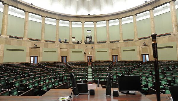 Зал заседаний парламента Польши в Варшаве. Архивное фото Зал заседаний парламента Польши в Варшаве. Архивное фото