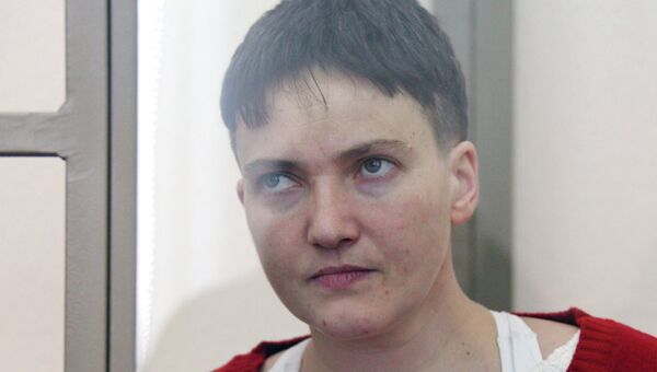 Надежда Савченко на очередном заседании Донецкого городского суда Ростовской области. Архивное фото суда Ростовской области Надежда Савченко на очередном заседании Донецкого городского суда Ростовской области. Архивное фото суда Ростовской области