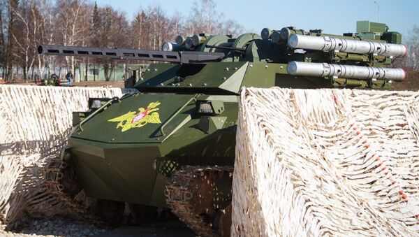 Боевой многофункциональный робототехнический комплекс Уран-9. Архивное фото Боевой многофункциональный робототехнический комплекс Уран-9. Архивное фото