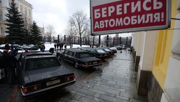 Автомобили, представленные в рамках выставки Олдтаймер-галерея на территории Московского Кремля Автомобили, представленные в рамках выставки Олдтаймер-галерея на территории Московского Кремля