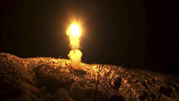 Тестовый запуск баллистической ракеты в Иране Тестовый запуск баллистической ракеты в Иране