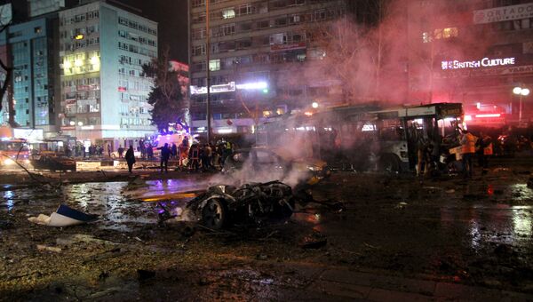 На месте теракта в Анкаре, 13 марта 2016 На месте теракта в Анкаре, 13 марта 2016