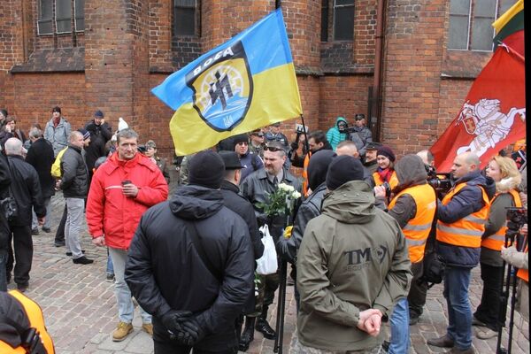 Шествие легионеров СС и их сторонников в Риге, Латвия. 16 марта 2016 Шествие легионеров СС и их сторонников в Риге, Латвия. 16 марта 2016