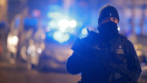 Полиция в Бельгии во время спецоперации. Архивное фото Полиция в Бельгии во время спецоперации. Архивное фото