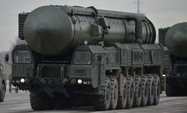 Межконтинентальная баллистическая ракета Ярс механизированной колонны войск Московского гарнизона Центрального военного округа Межконтинентальная баллистическая ракета Ярс механизированной колонны войск Московского гарнизона Центрального военного округа