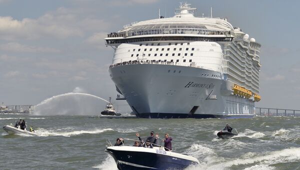 Самый большой круизный лайнер в мире — Harmony of the seas Самый большой круизный лайнер в мире — Harmony of the seas