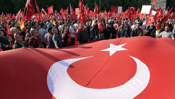 Протестующие против голосования в бундестаге о признании геноцида армян . Архивное фото Протестующие против голосования в бундестаге о признании геноцида армян . Архивное фото