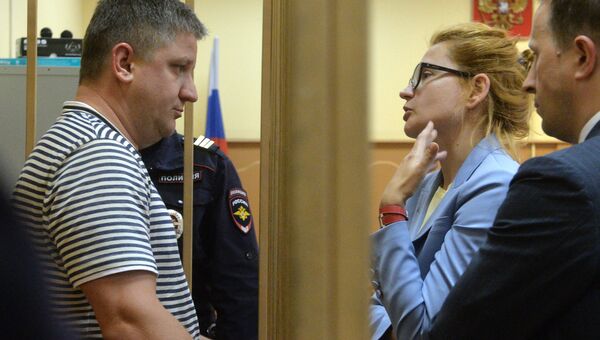Рассмотрение ходатайства следствия об избрании меры пресечения экс-главе РусГидро Е. Доду и главному бухгалтеру Д. Финкелю. Архивное фото Рассмотрение ходатайства следствия об избрании меры пресечения экс-главе РусГидро Е. Доду и главному бухгалтеру Д. Финкелю. Архивное фото