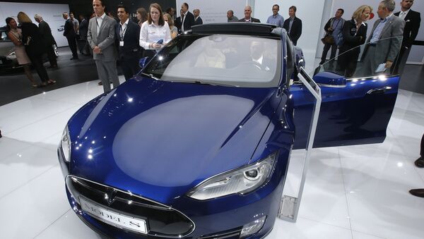 Беспилотный автомобиль Tesla Model S Беспилотный автомобиль Tesla Model S