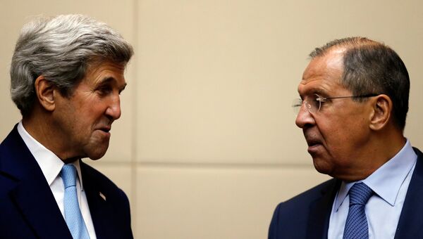 Министр иностранных дел РФ Сергей Лавров и госсекретарь США Джон Керри. Архивное фото Министр иностранных дел РФ Сергей Лавров и госсекретарь США Джон Керри. Архивное фото