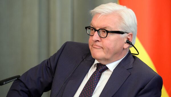 Министр иностранных дел Германии Франк-Вальтер Штайнмайер во время визита в Москву. Март 2016 года Министр иностранных дел Германии Франк-Вальтер Штайнмайер во время визита в Москву. Март 2016 года