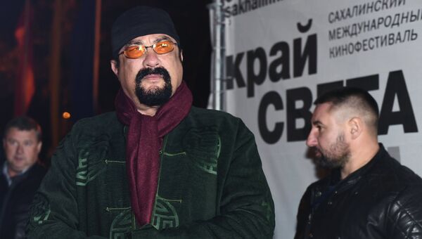 Американский актер Стивен Сигал. Архивное фото Американский актер Стивен Сигал. Архивное фото