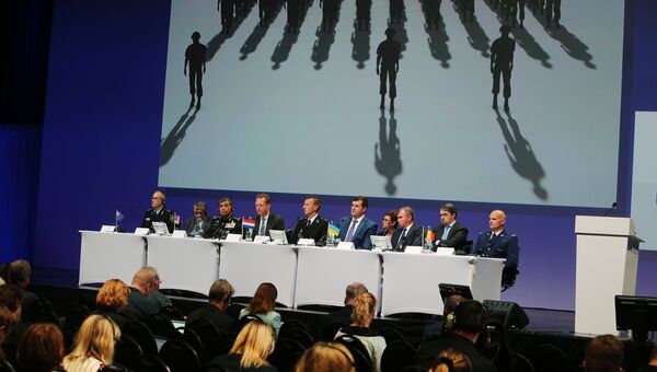 Представление в Ньювегейне доклада по расследованию крушения на востоке Украины в 2014 году лайнера Boeing 777 Malaysia Airlines, рейс MH17. 28 сентября 2016 Представление в Ньювегейне доклада по расследованию крушения на востоке Украины в 2014 году лайнера Boeing 777 Malaysia Airlines, рейс MH17. 28 сентября 2016