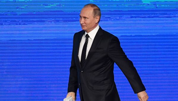 Президент РФ Владимир Путин принимает участие в инвестиционном форуме ВТБ Капитал Россия зовет! Президент РФ Владимир Путин принимает участие в инвестиционном форуме ВТБ Капитал Россия зовет!