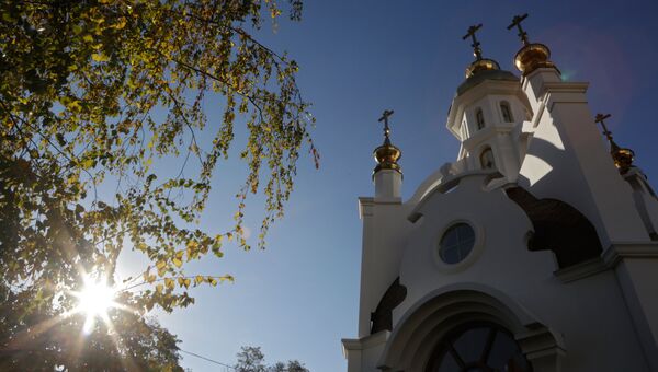 Часовня в честь святых царственных страстотерпцев государя Николая II и его семьи у здания крымской прокуратуры в Симферополе Часовня в честь святых царственных страстотерпцев государя Николая II и его семьи у здания крымской прокуратуры в Симферополе