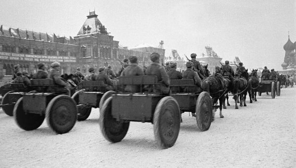 Военный парад 7 ноября 1941 года Военный парад 7 ноября 1941 года