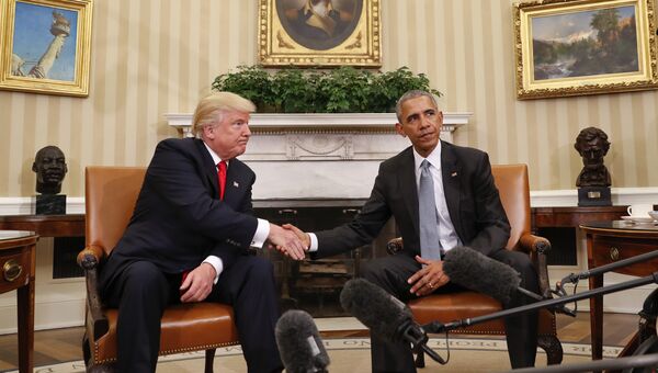 Дональд Трамп на встрече с президентом США Бараком Обамой в Белом доме. Архивное фото Дональд Трамп на встрече с президентом США Бараком Обамой в Белом доме. Архивное фото