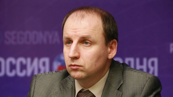 На Западе не знают, что делать с Лукашенко, заявил политолог
