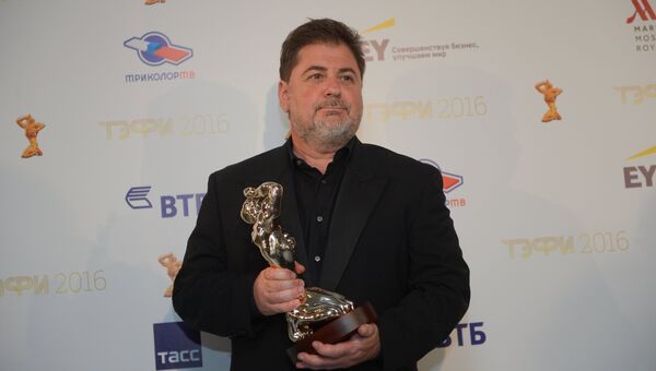 Лауреат российской телевизионной премии ТЭФИ 2016 в номинации Лучший телевизионный продюсер сезона продюсер, телеведущий Александр Цекало. Архив Лауреат российской телевизионной премии ТЭФИ 2016 в номинации Лучший телевизионный продюсер сезона продюсер, телеведущий Александр Цекало. Архив
