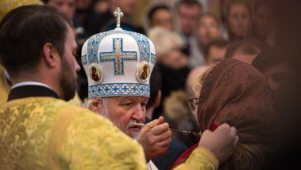 Патриарх Московский и всея Руси Кирилл совершает освящение и службу в Троицком кафедральном соборе при Русском духовно-культурном центре в рамках своего визита в Париж Патриарх Московский и всея Руси Кирилл совершает освящение и службу в Троицком кафедральном соборе при Русском духовно-культурном центре в рамках своего визита в Париж