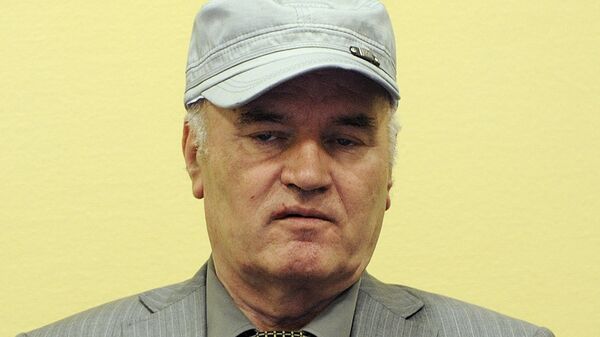 Сербский генерал Ратко Младич в Международном трибунале по бывшей Югославии (МТБЮ) в Гааге, Нидерланды Сербский генерал Ратко Младич в Международном трибунале по бывшей Югославии (МТБЮ) в Гааге, Нидерланды