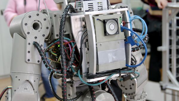 Испытание антропоморфного робота Федор проекта Спасатель в лаборатории на базе НПО Андроидная техника в Магнитогорске Испытание антропоморфного робота Федор проекта Спасатель в лаборатории на базе НПО Андроидная техника в Магнитогорске