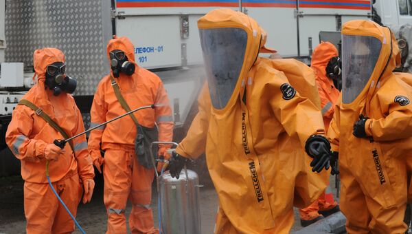 Учения МЧС в рамках Всероссийской тренировки по гражданской обороне. Архивное фото Учения МЧС в рамках Всероссийской тренировки по гражданской обороне. Архивное фото