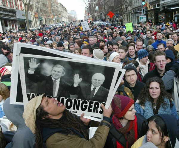 Акция протеста в день инаугурации президента США Джорджа Буша-младшего, 2005 год Акция протеста в день инаугурации президента США Джорджа Буша-младшего, 2005 год