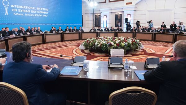 Участники встречи по Сирии на заседании в Астане. 23 января 2017 Участники встречи по Сирии на заседании в Астане. 23 января 2017