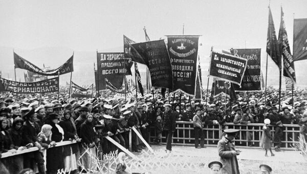 Демонстрации в городе Владивостоке во время февральской революции, 1917 Демонстрации в городе Владивостоке во время февральской революции, 1917