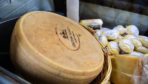 Сырная продукция. Архивное фото Сырная продукция. Архивное фото