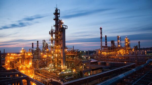 Хабаровский нефтеперерабатывающий завод, входящий в состав ННК Хабаровский нефтеперерабатывающий завод, входящий в состав ННК